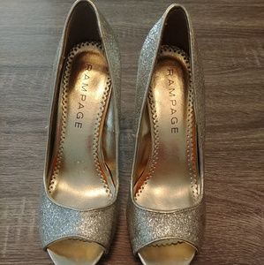 Shiny Rampage Heels (Size 7)